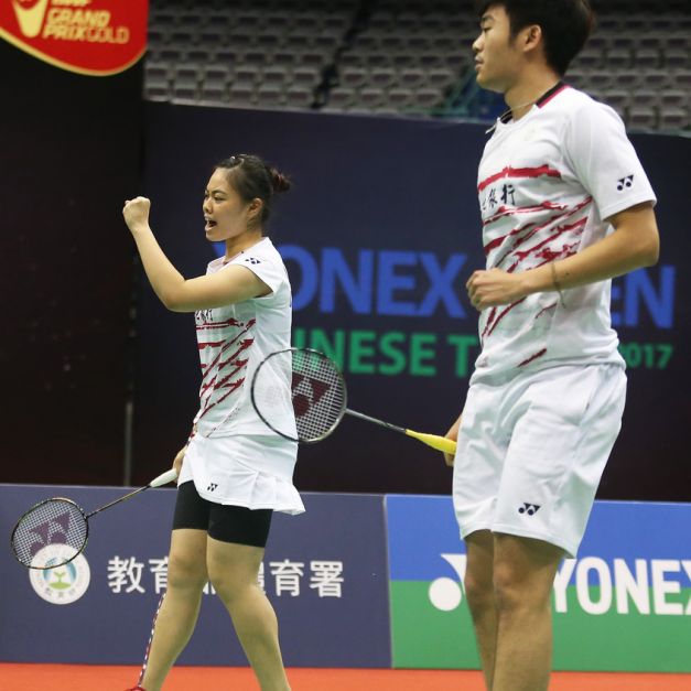 王齊麟（圖右）與李佳馨。（資料照，2017台北羽球公開賽提供）